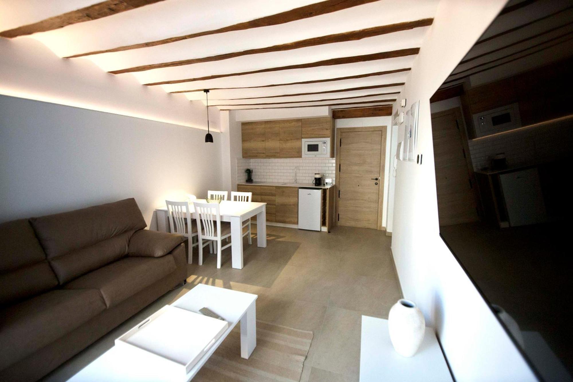 Apartamentos Turisticos La Bodegueta Utiel Luaran gambar
